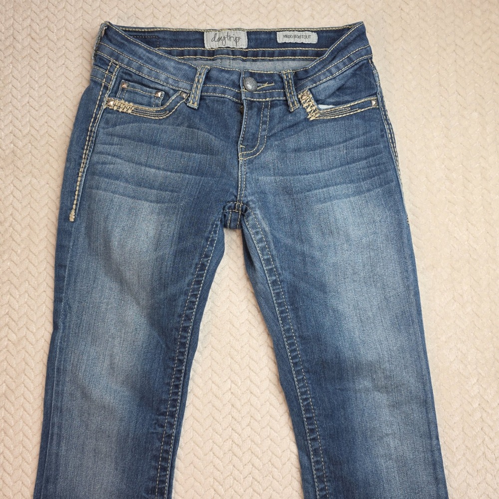 Daytrip Virgo Bootcut Jeans Womens 26R Blue Medium Wash Studded Flap Pocket - Picture 3 of 9